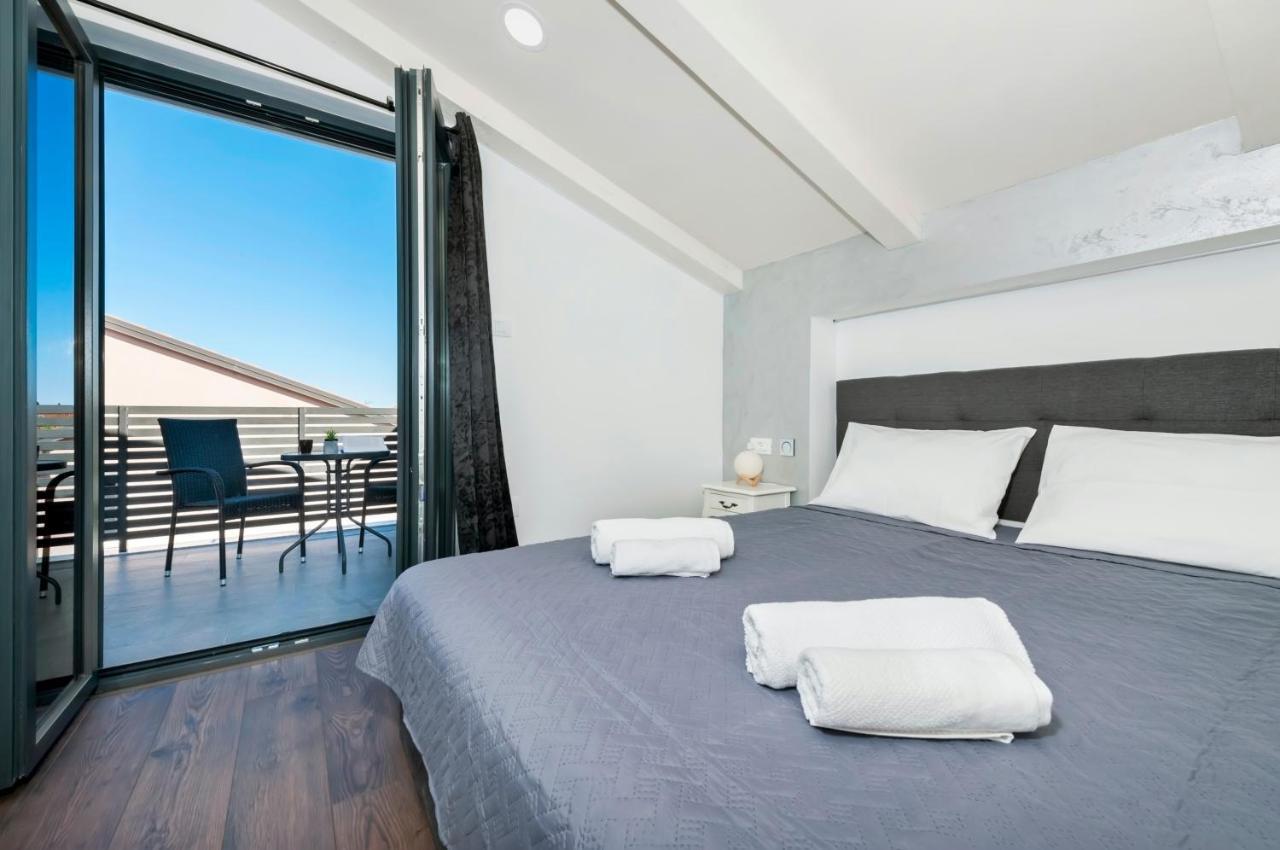 Deluxe Apartments A&A - 2 Ρόβινι Εξωτερικό φωτογραφία