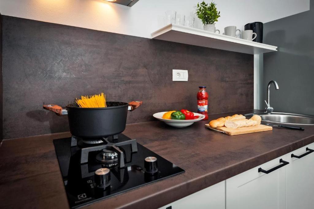 Deluxe Apartments A&A - 2 Ρόβινι Εξωτερικό φωτογραφία