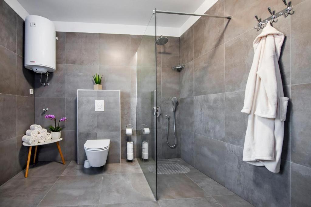 Deluxe Apartments A&A - 2 Ρόβινι Εξωτερικό φωτογραφία
